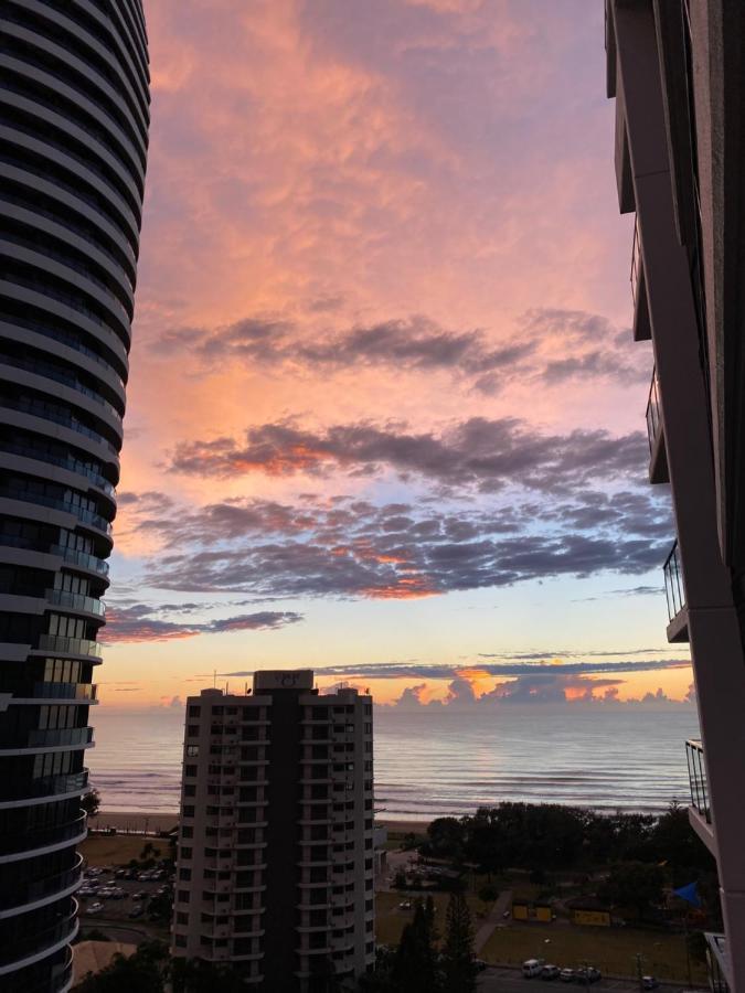 Koko Luxury Apartment In Broadbeach Gold Coast Dış mekan fotoğraf